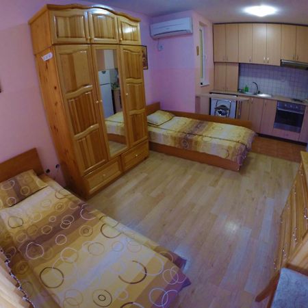 Our Home Guest Rooms Veliko Tărnovo Exteriör bild